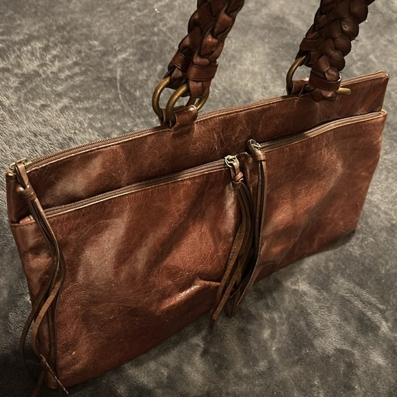 Hobo - Picture 7 of 12